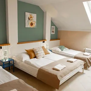 Aparthotel Legerova 33