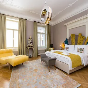 Aparthotel Grand By Tkc