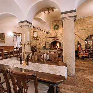 Hotel Svatojansky Dvur, Praag